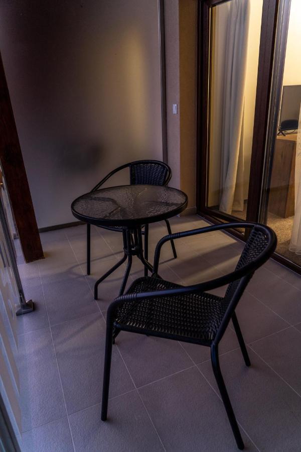 페치 Rozsa Etterem & Panzio B&B 외부 사진