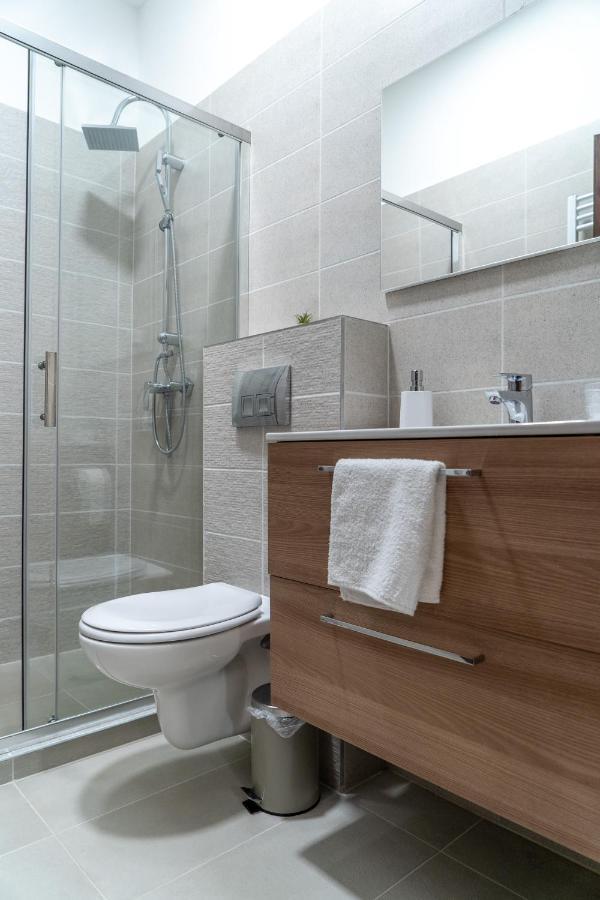 페치 Rozsa Etterem & Panzio B&B 외부 사진